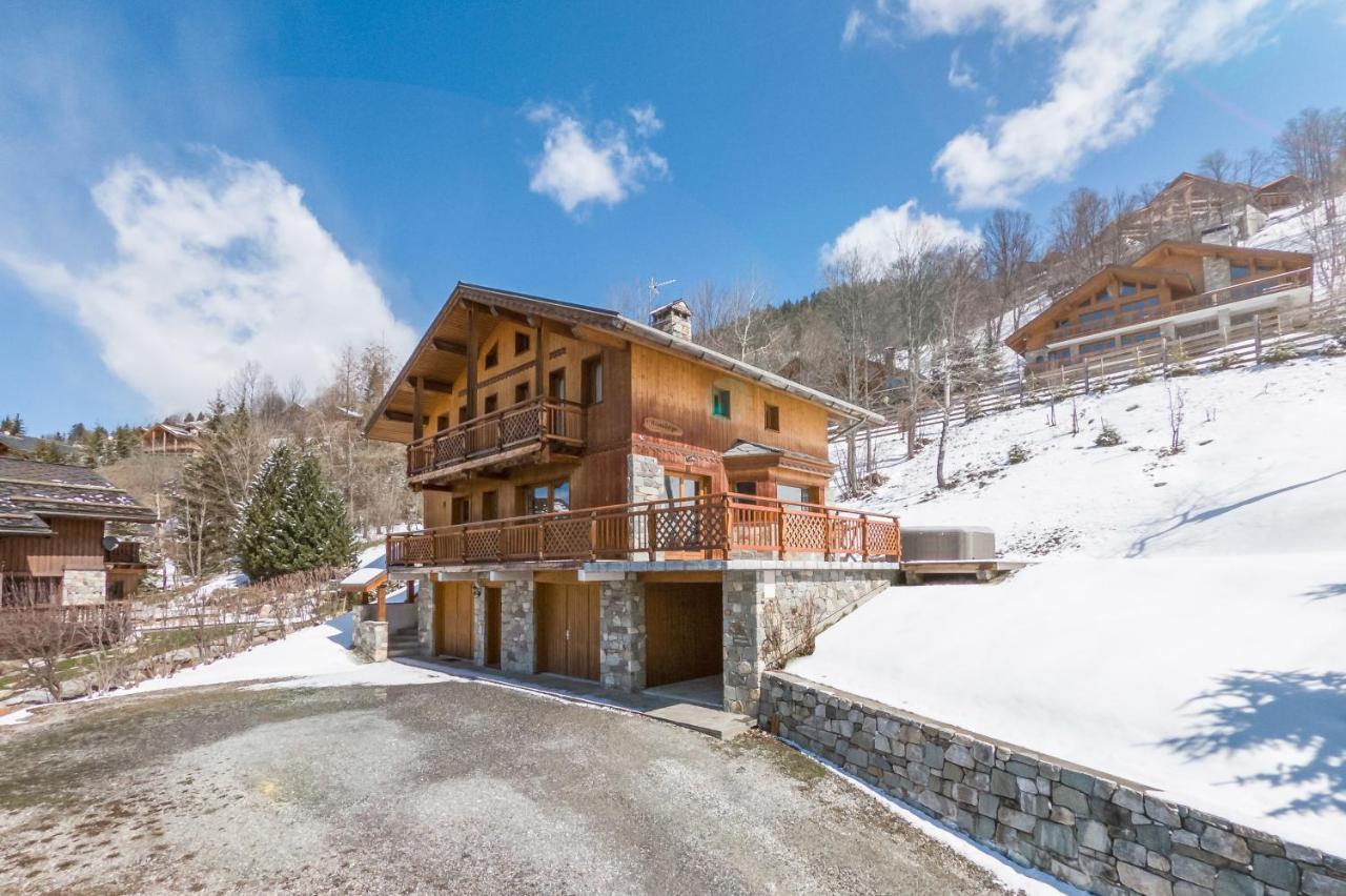 Chalet Himalaya , 10 Person Chalet With 5 Ensuite Bedrooms And Outdoor Jacuzzi In Meribel Centre Exterior foto