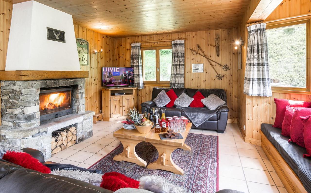Chalet Himalaya , 10 Person Chalet With 5 Ensuite Bedrooms And Outdoor Jacuzzi In Meribel Centre Exterior foto