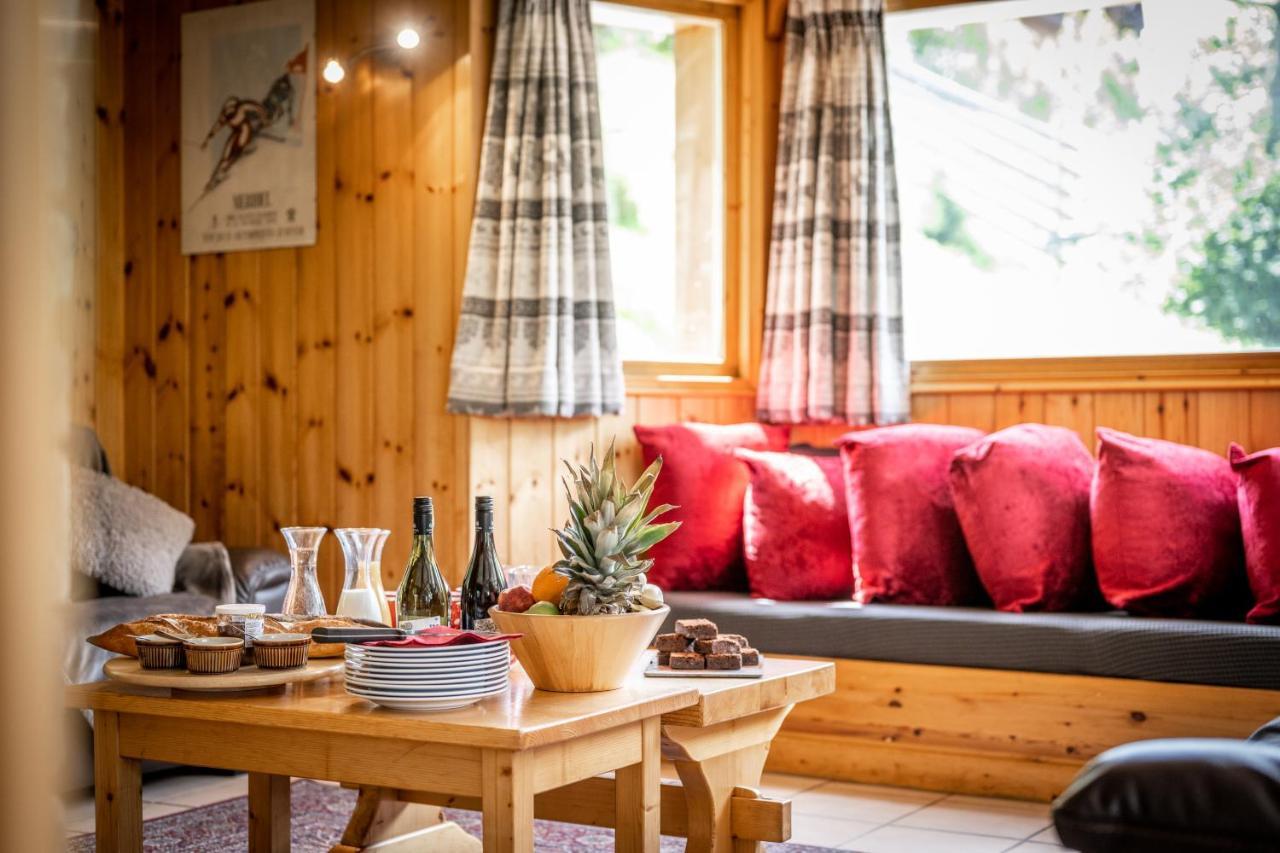 Chalet Himalaya , 10 Person Chalet With 5 Ensuite Bedrooms And Outdoor Jacuzzi In Meribel Centre Exterior foto